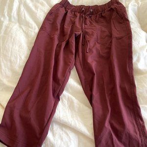 OLD NAVY StretchTech NWOT Crop Pants